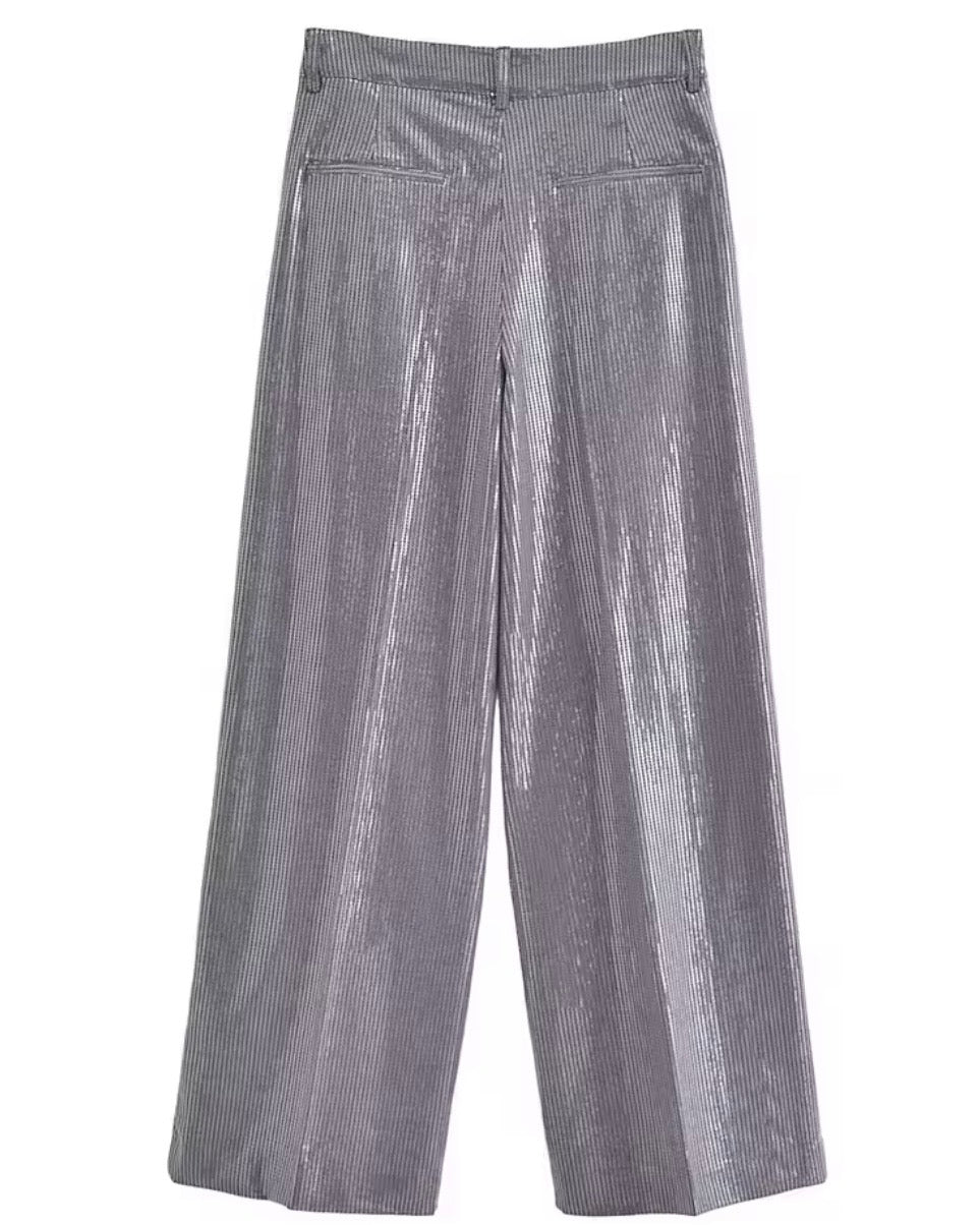 Alessa suit