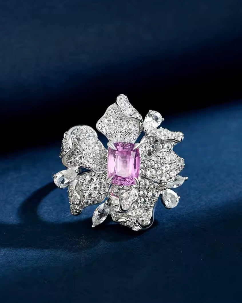 Jana ring  2 Carat  6*8 Sapphire Cushoval