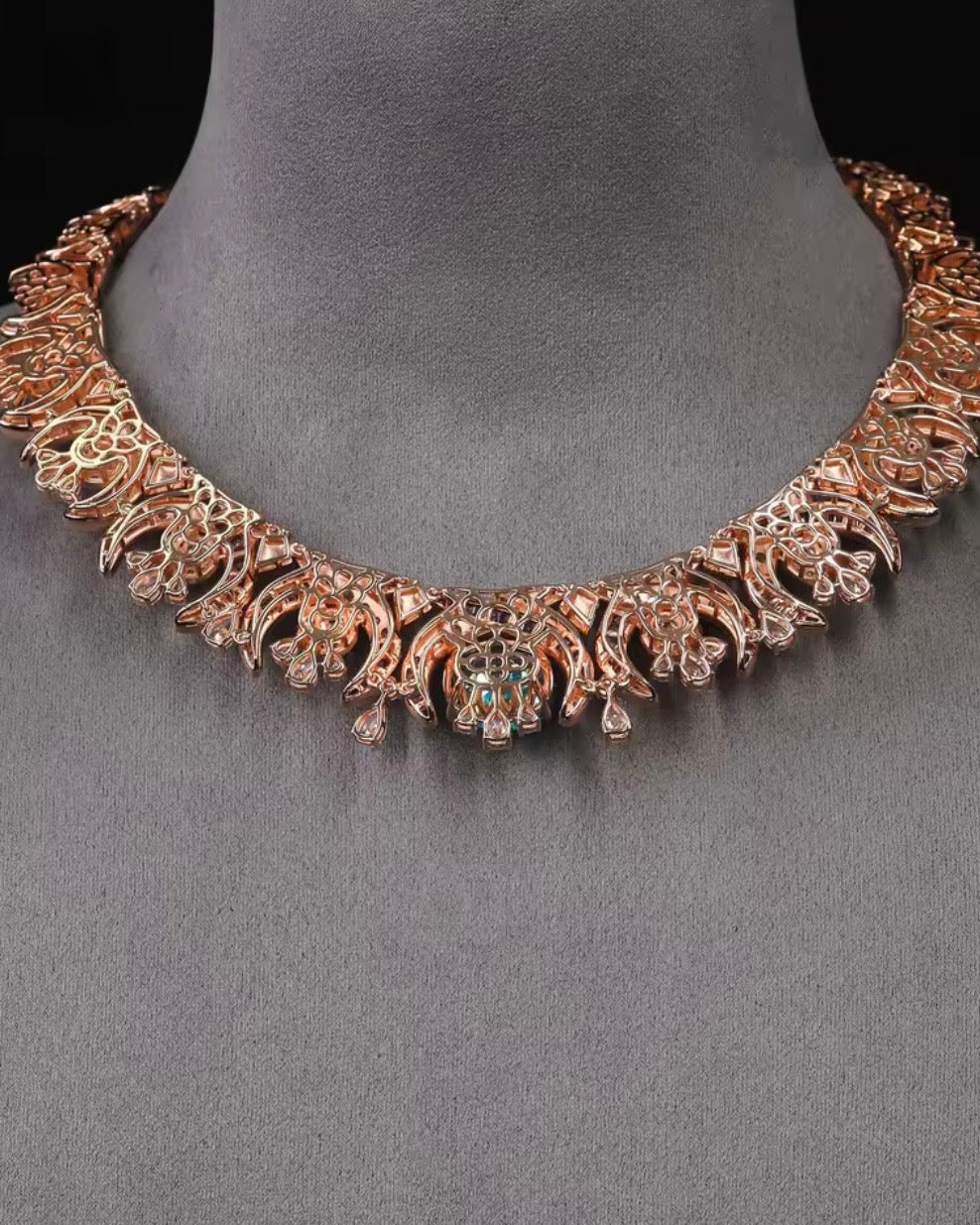 Elisa necklace