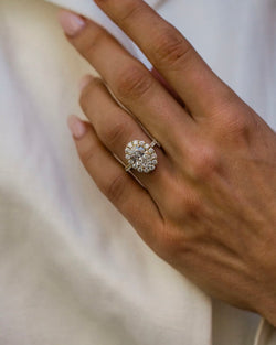 PEARLA RING 2.01 Carat Oval