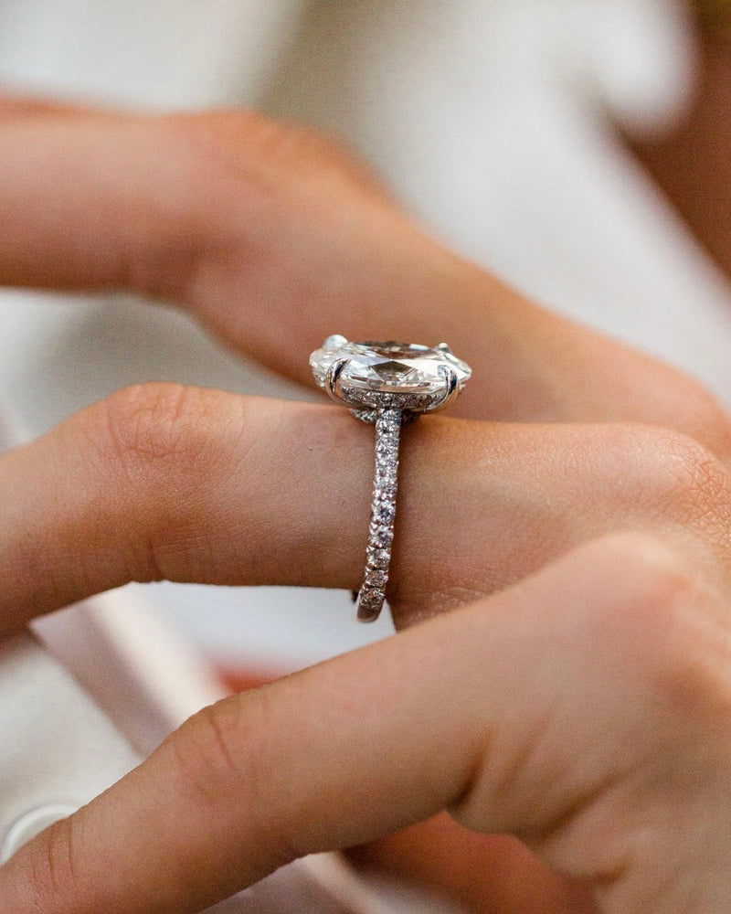Romy diamond ring 4.05k