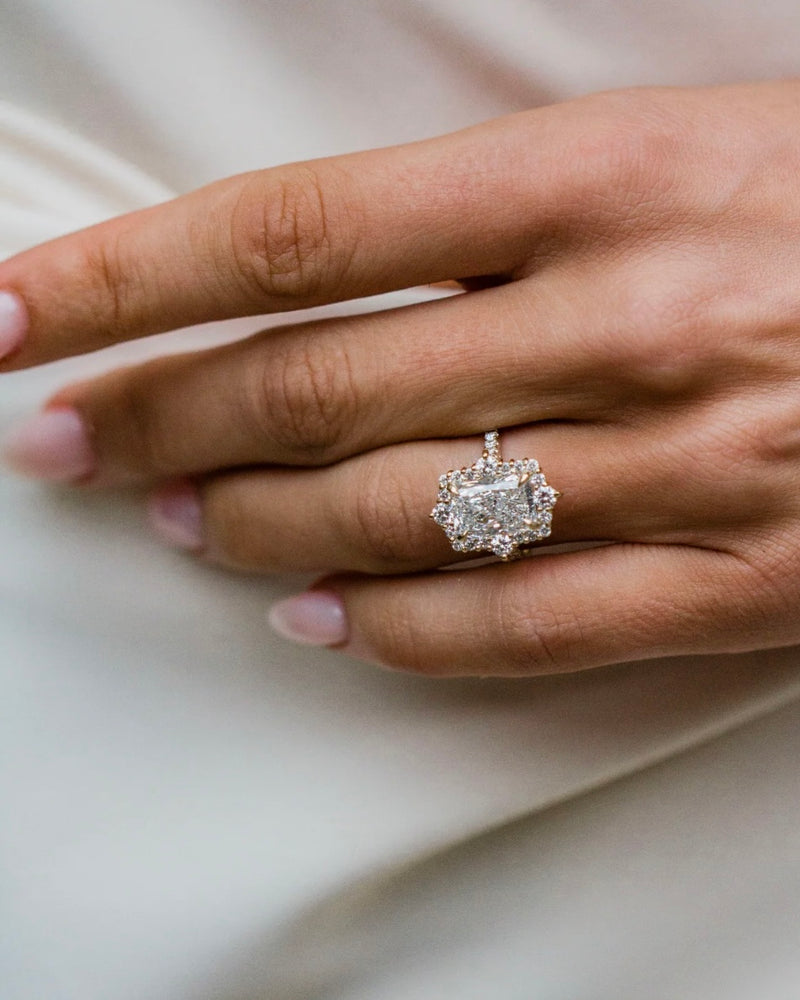 ARIELLE RING 3.32 CARAT RADIANT