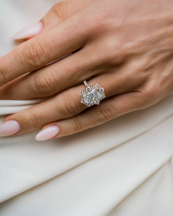 ARIELLE RING 3.32 CARAT RADIANT