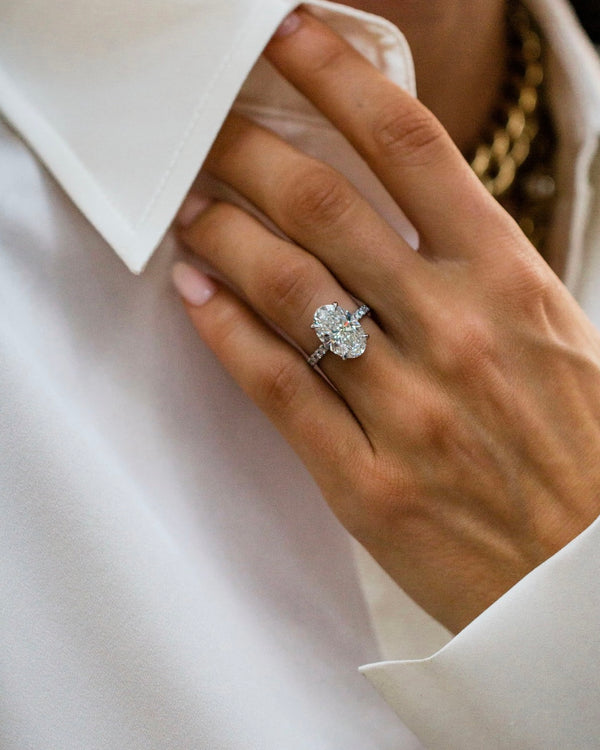 Romy diamond ring 4.05k
