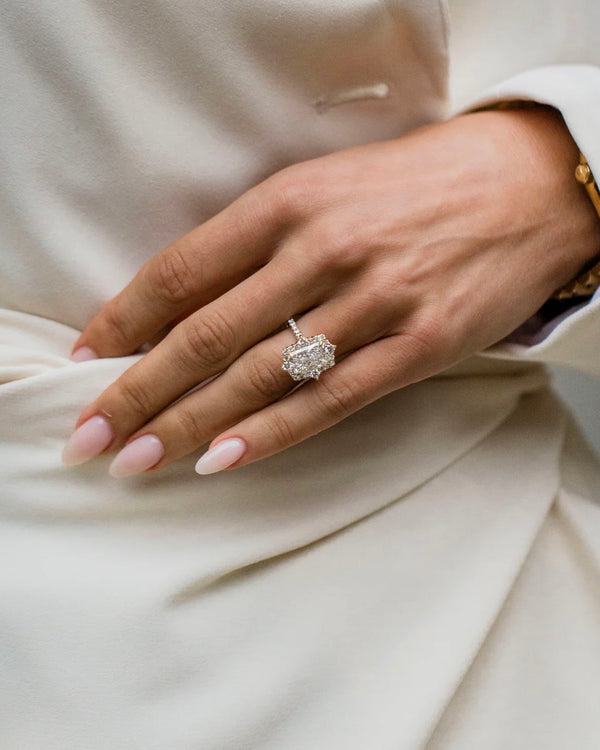 ARIELLE RING 3.32 CARAT RADIANT